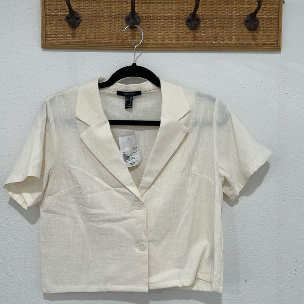 Linen short sleeve button up